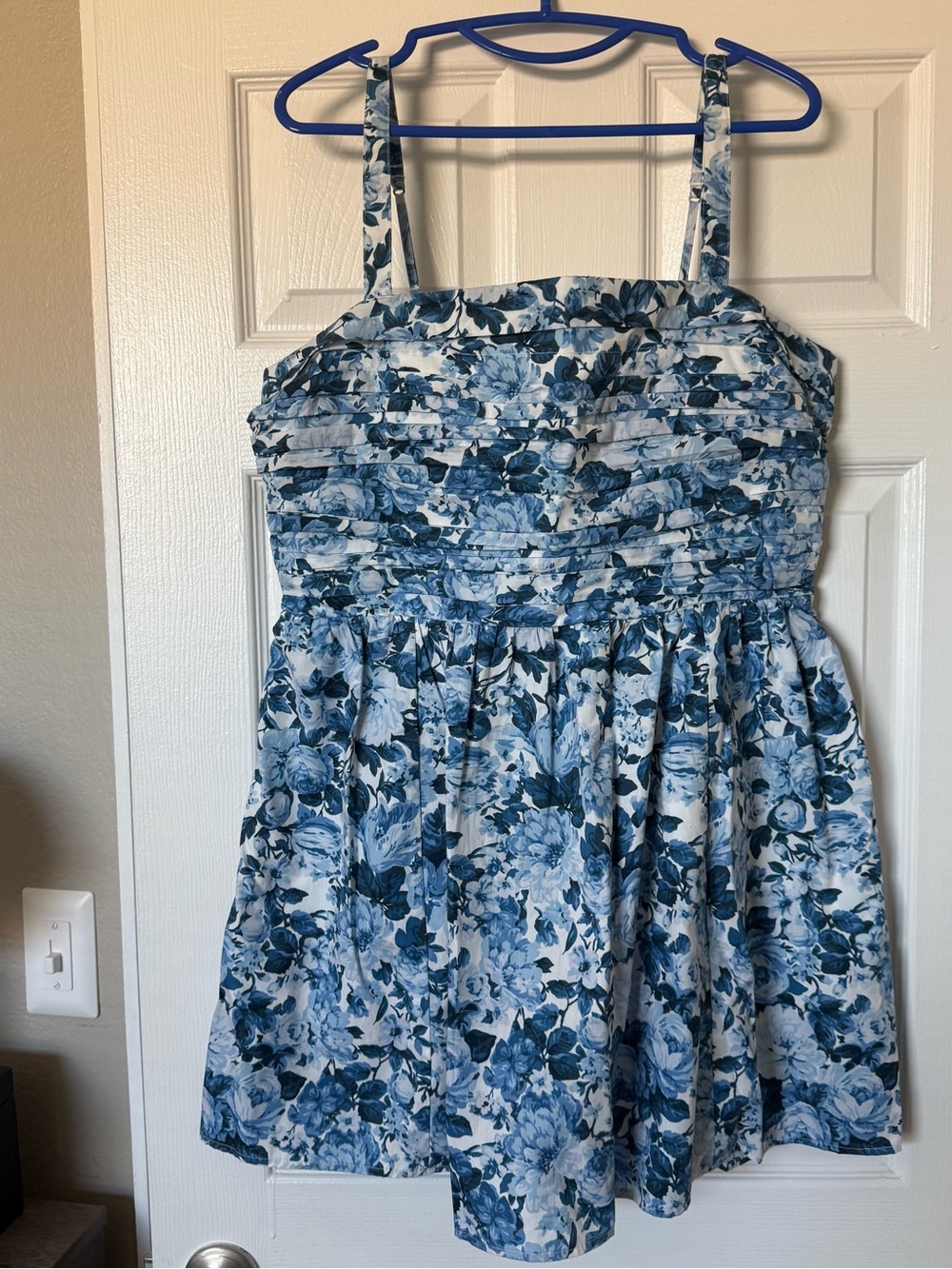 Abercrombie & Fitch Blue Floral Ruched Sundress